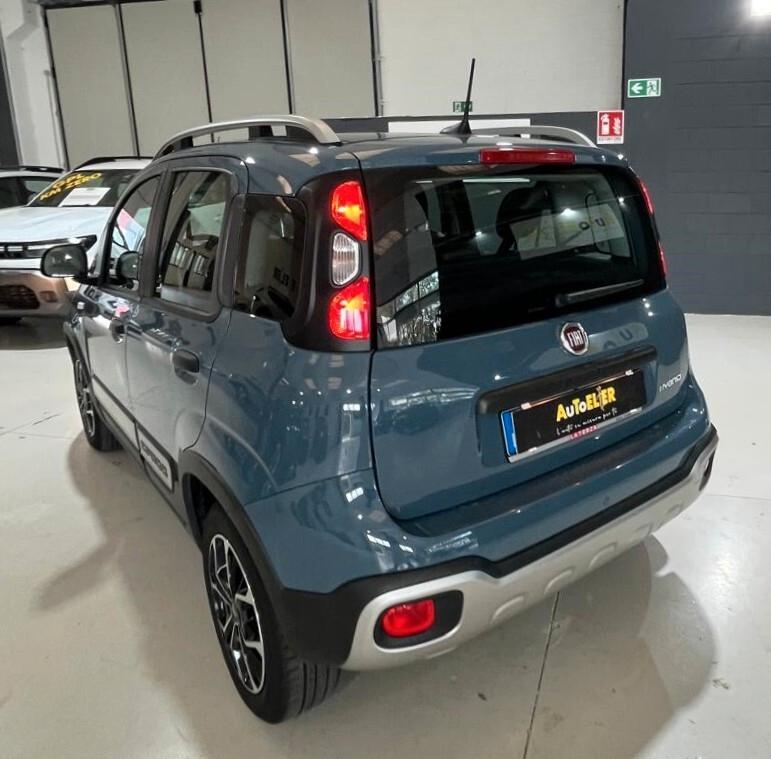 Fiat Panda 1.0 FireFly S&S Hybrid City Cross