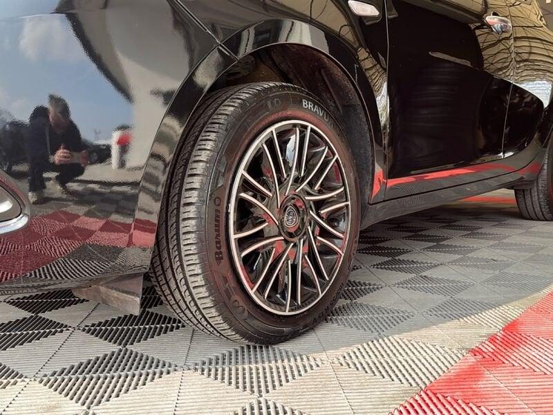 Lancia Ypsilon Ypsilon 1.0 FireFly 5 porte S&S Hybrid Ecochic Gold