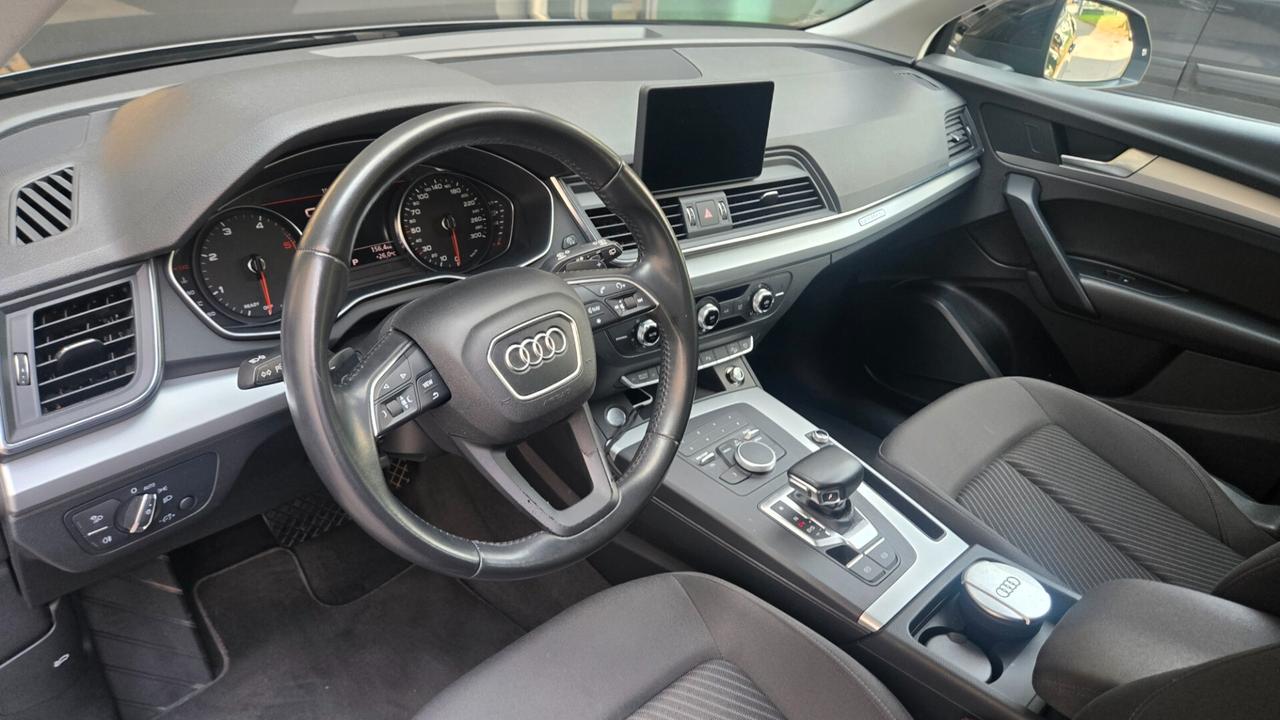 Audi Q5 35 TDI quattro S tronic Business