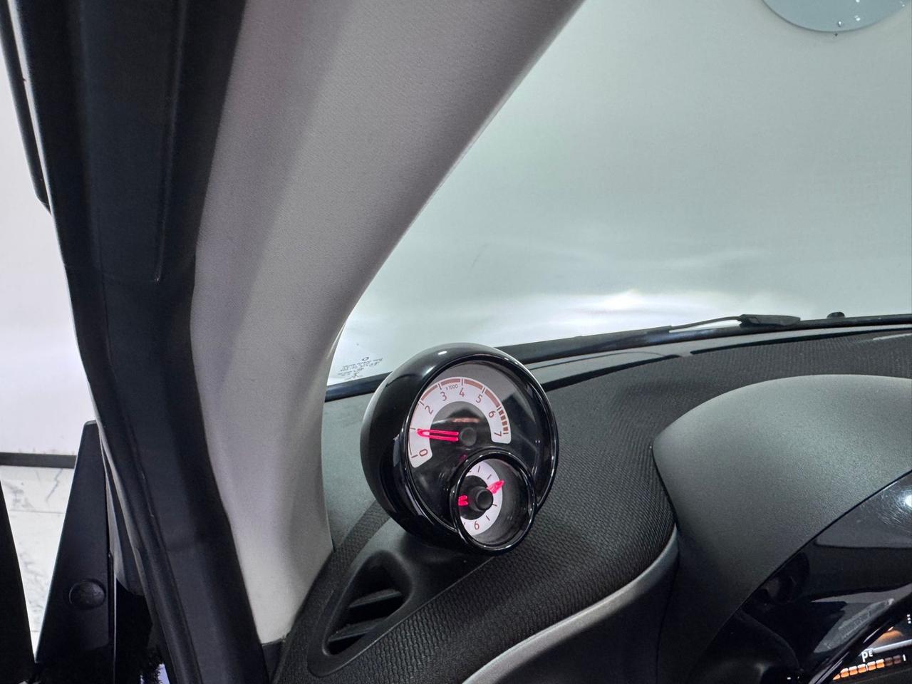 Smart ForTwo 71 cv-AUTOMATICA-CABRIO-2019