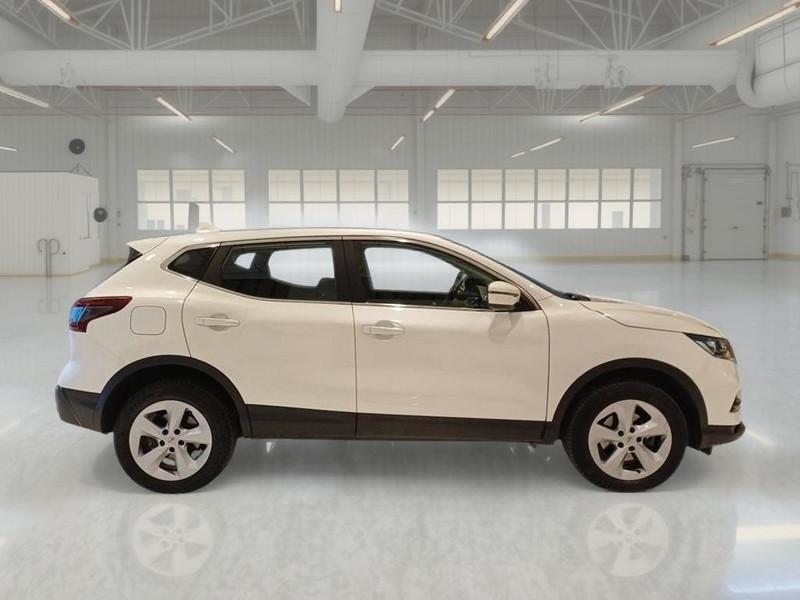 NISSAN QASHQAI 1.3 DIG-T 140 Business