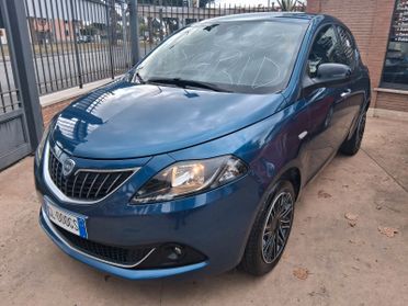Lancia Ypsilon 1.0 FireFly 5 porte S&S Hybrid Ecochic A. Ferretti