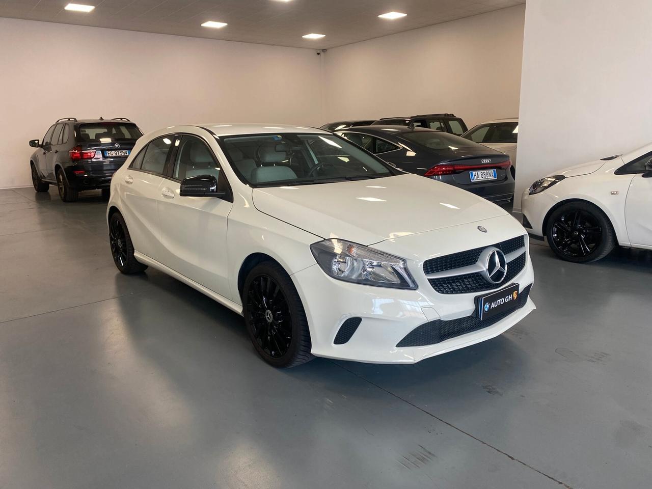 Mercedes-benz A 180 d Premium