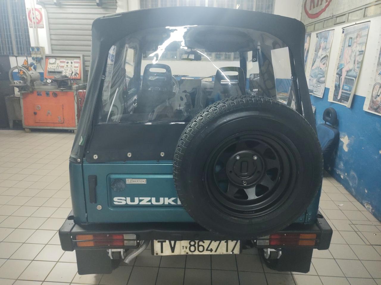 Suzuki SJ Samurai SJ413 Cabriolet giapponese