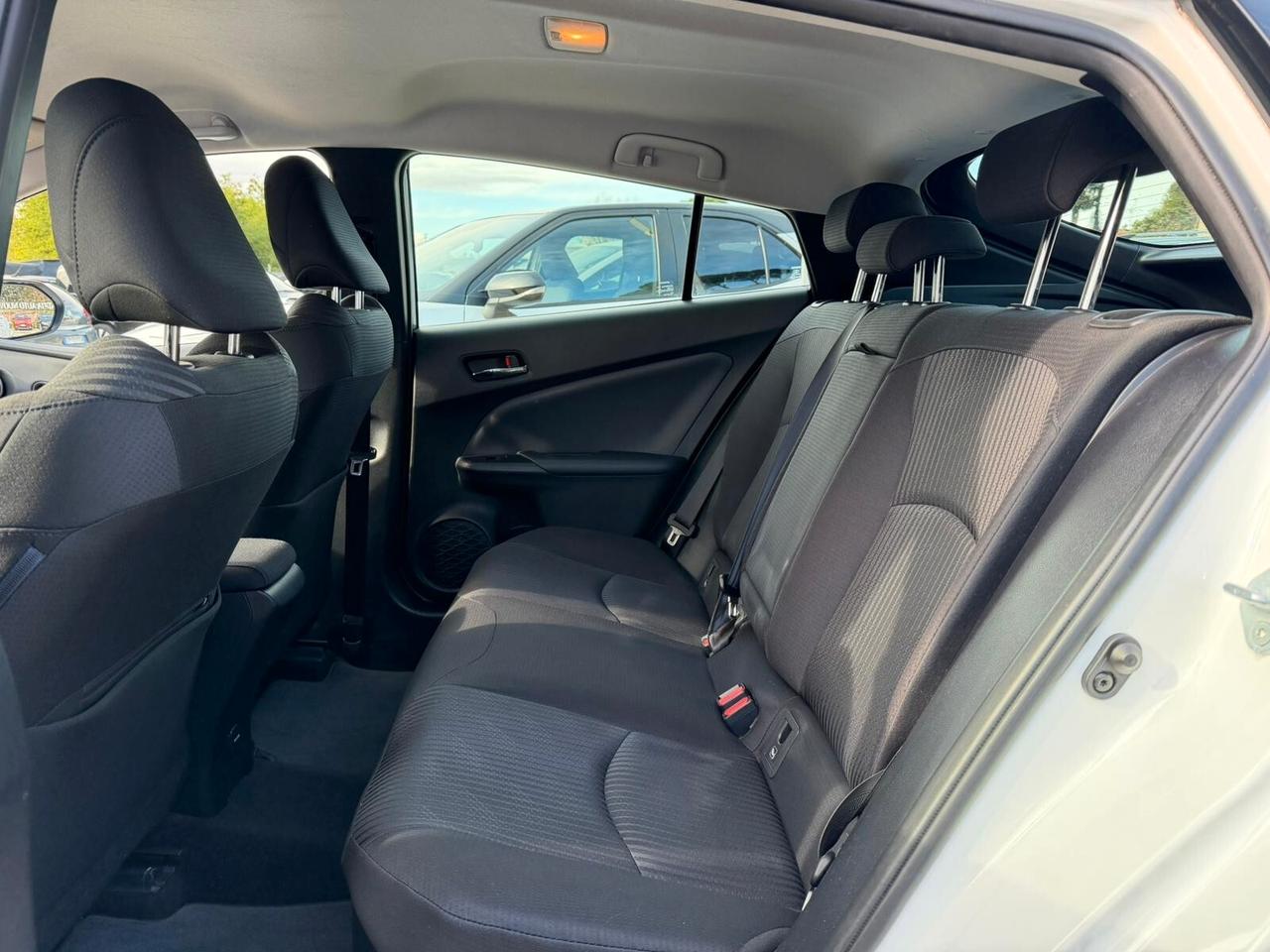 Toyota Prius Prius+ 1.8 Lounge