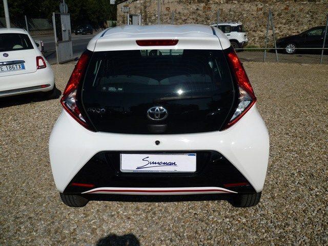 TOYOTA Aygo 1.0 VVT-i 72 CV 5 porte x-business