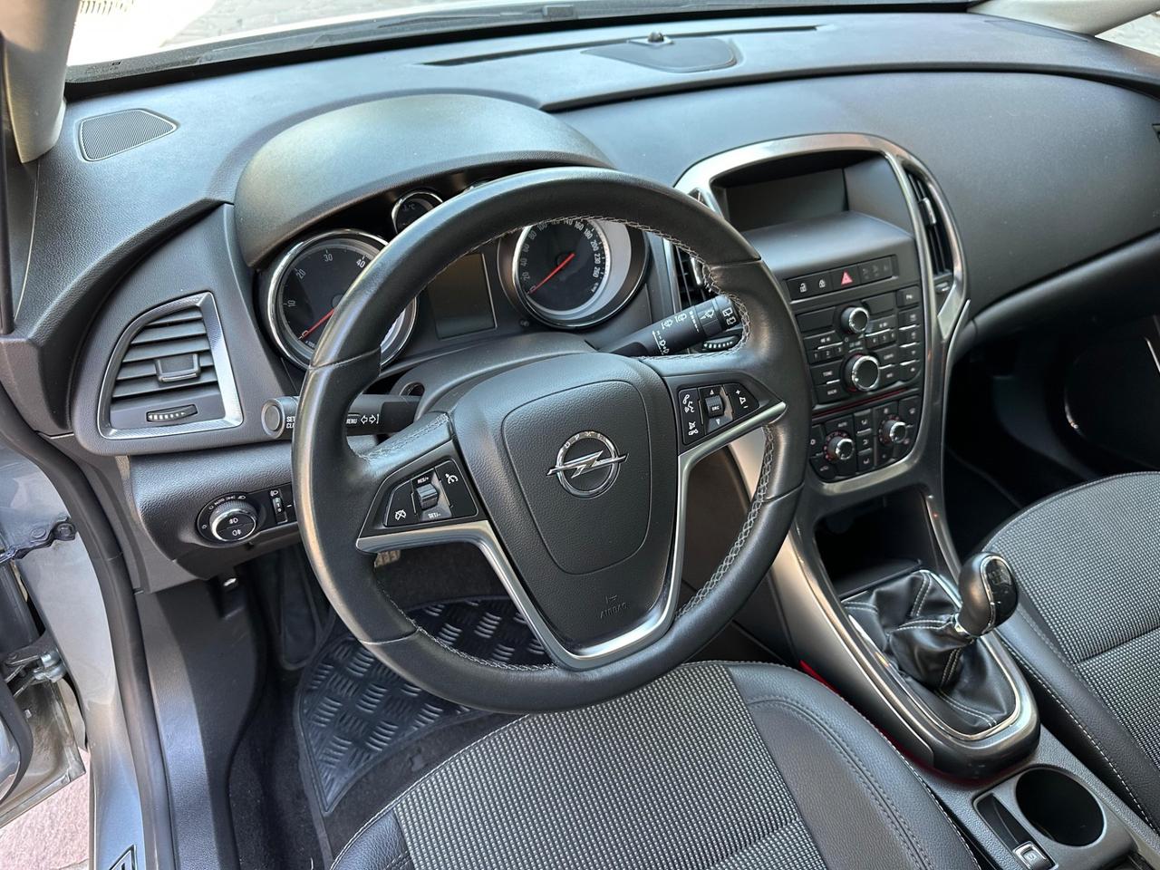 Opel Astra 1.7 CDTI 110CV Sports Tourer Cosmo