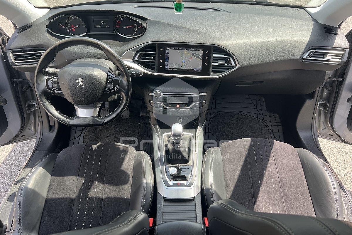PEUGEOT 308 BlueHDi 120 S&S Allure