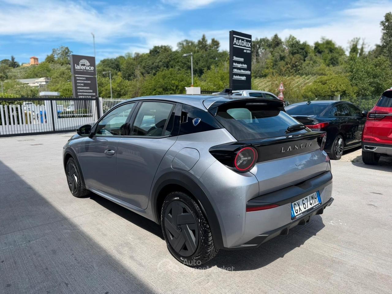 Lancia Ypsilon IBRIDA