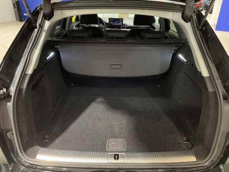 Audi A4 allroad A4 V 2019 Allroad Quattro 40 2.0 tdi mhev Identity Contrast quattro 204cv s tronic