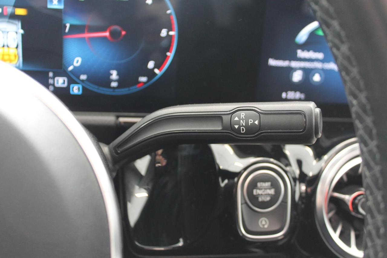 Mercedes GLA 200 d Auto Sport Plus TETTO + FULL LED
