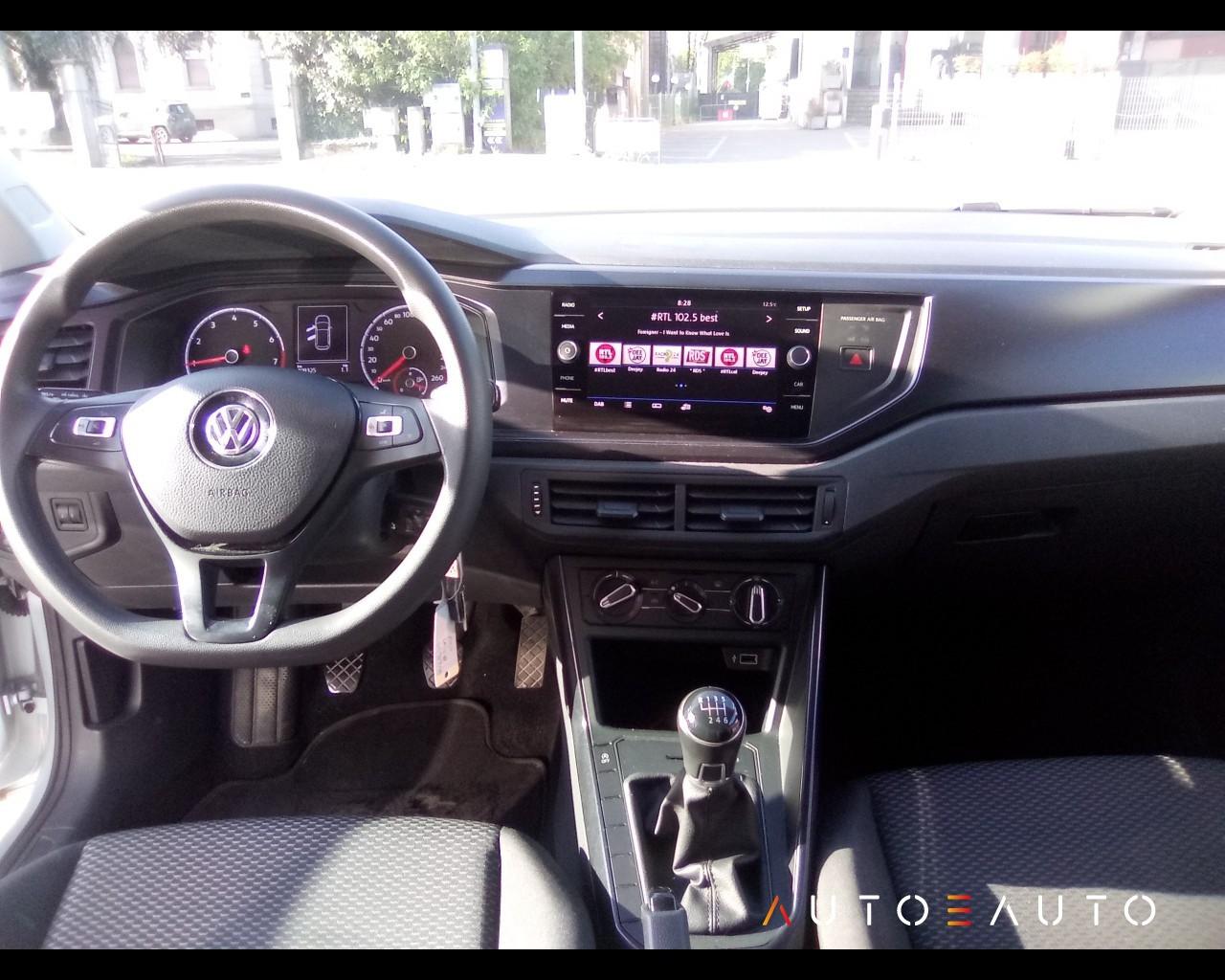 VOLKSWAGEN Polo VI 2017 - Polo 5p 1.0 tgi Trendline 90cv my19