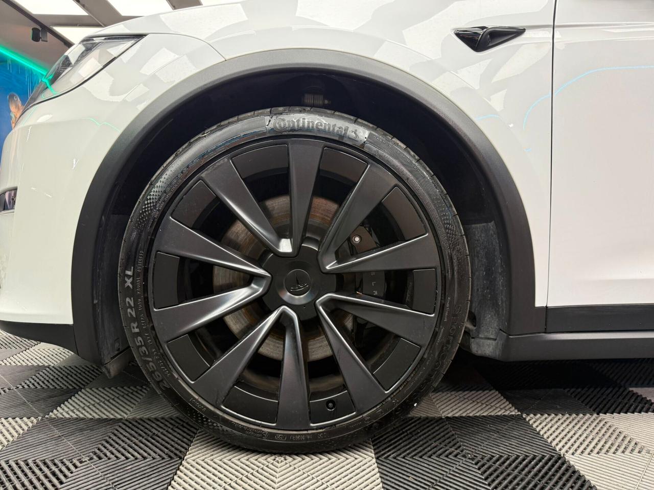 Tesla Model X LONG RANGE (329)