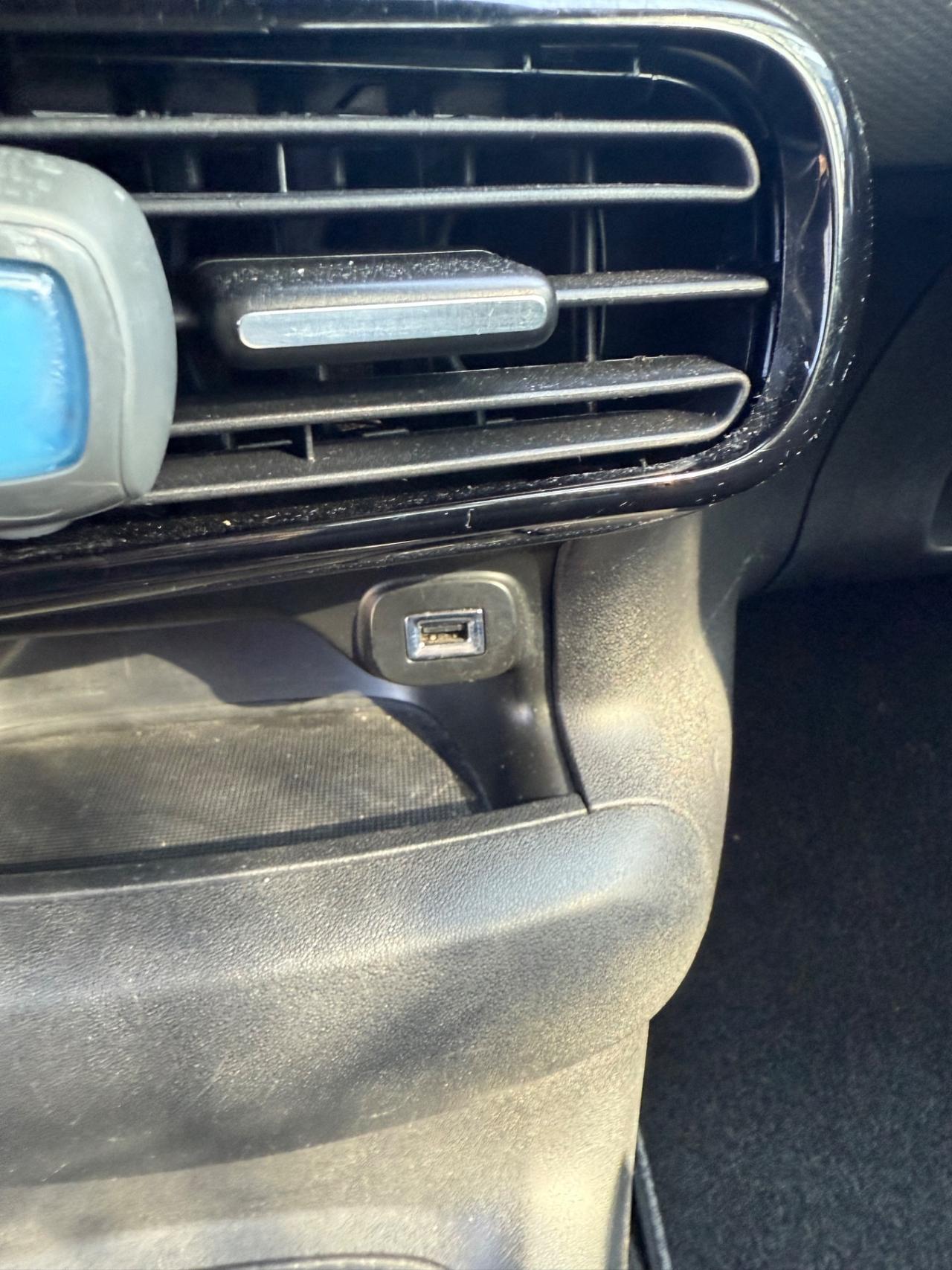 Citroen C4 Cactus BlueHDi 100 S&S ETG6 Shine