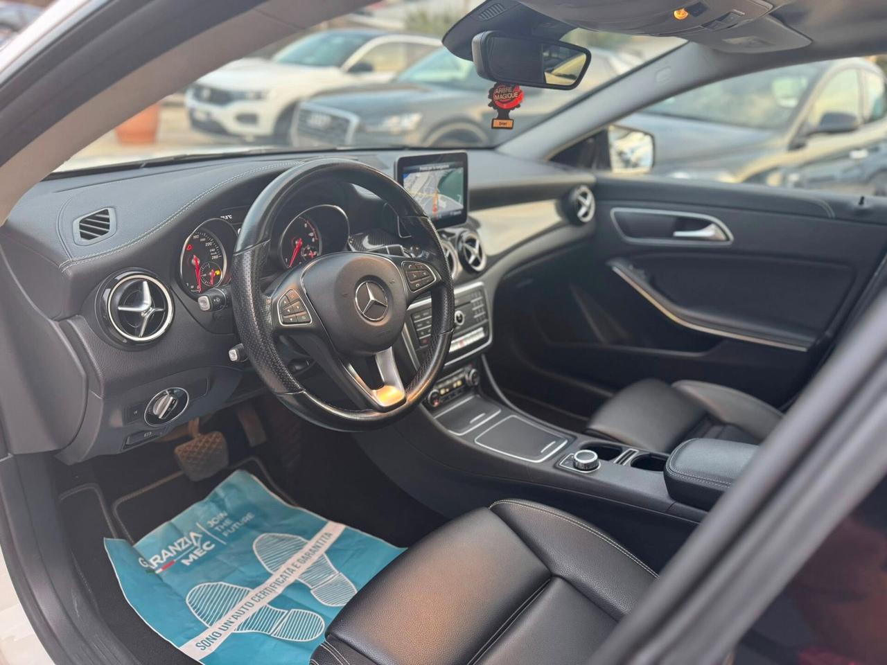 Mercedes-benz CLA 200 d Automatic Premium