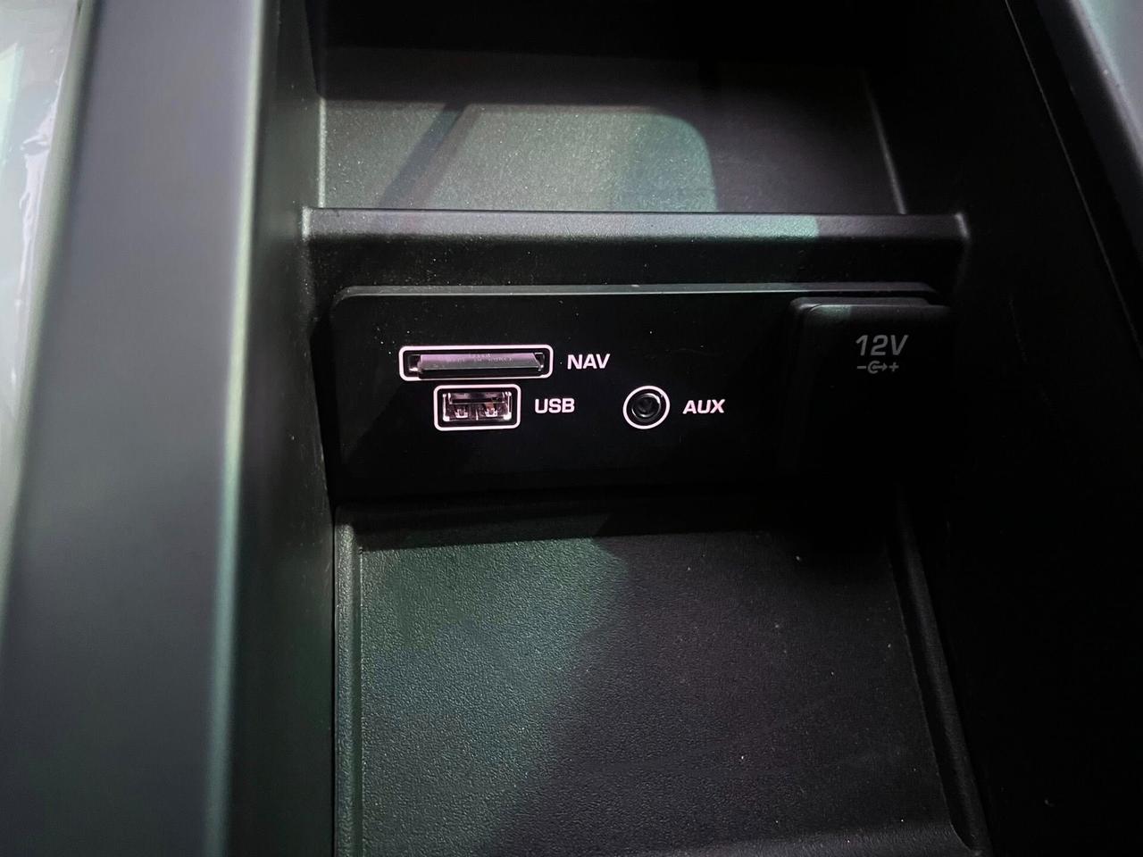 Land Rover Discovery Sport 2.2 SD4 HSE LUXURY 190CV