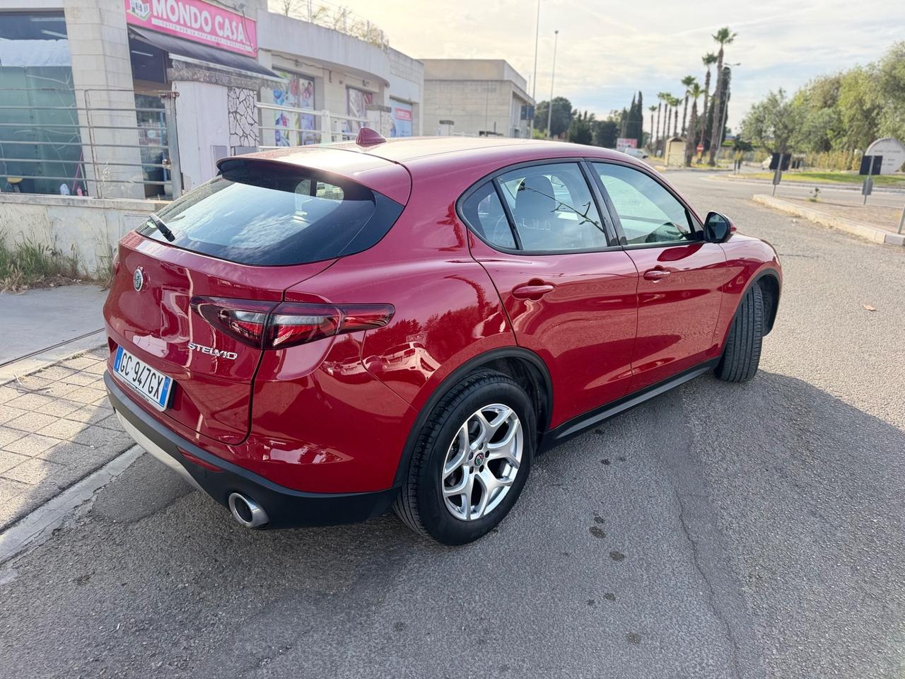 Alfa Romeo Stelvio 2.2 Turbodiesel 160 CV AT8 RWD Super
