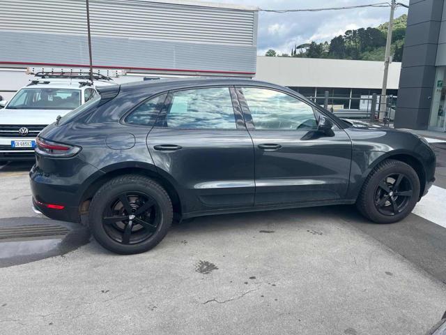 PORSCHE Macan 2.0
