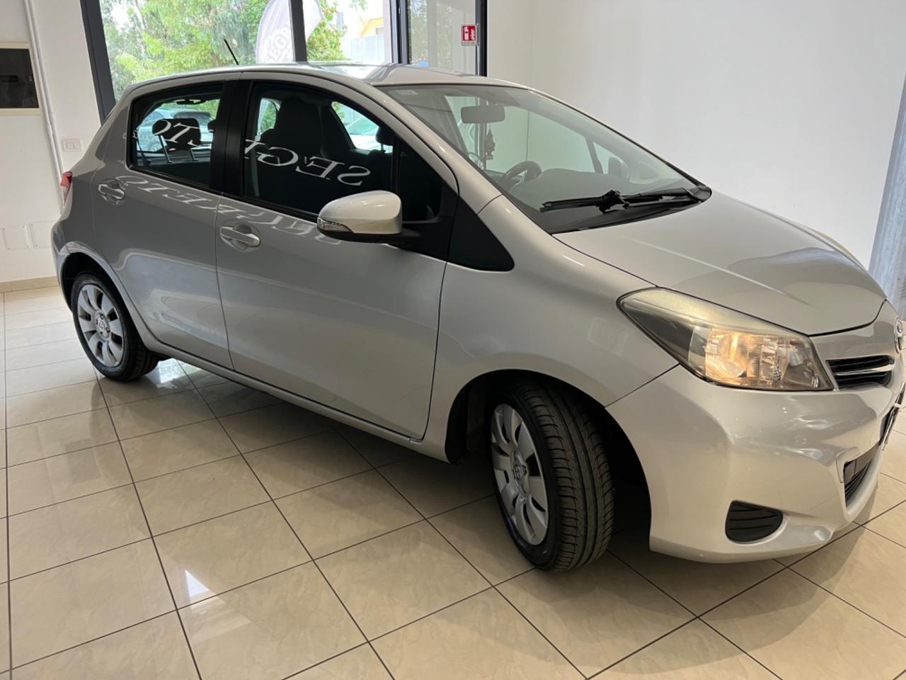 Toyota Yaris 1.4 D-4D 5 porte NEOPATENTATI