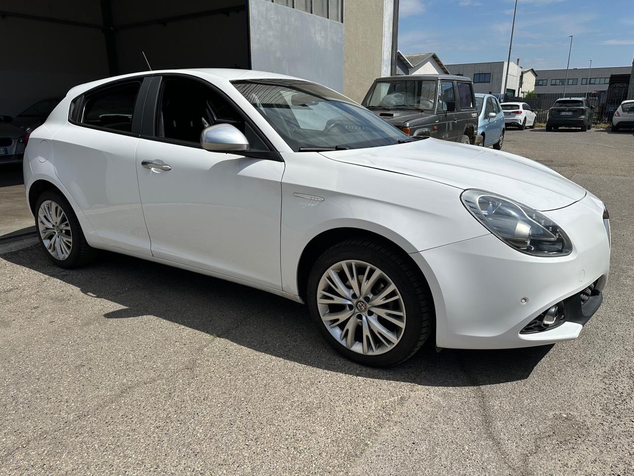 Alfa Romeo Giulietta 1.4 Turbo GPL NEOPATENTATI