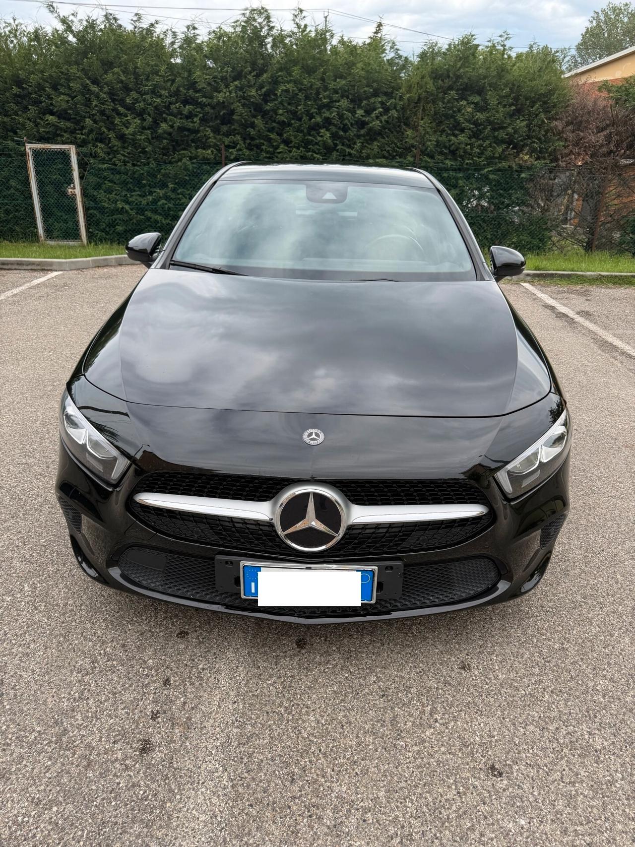 Mercedes-Benz A 180 1.5 Sport - AUT. - NAV. - 12 MESI DI GARANZIA -