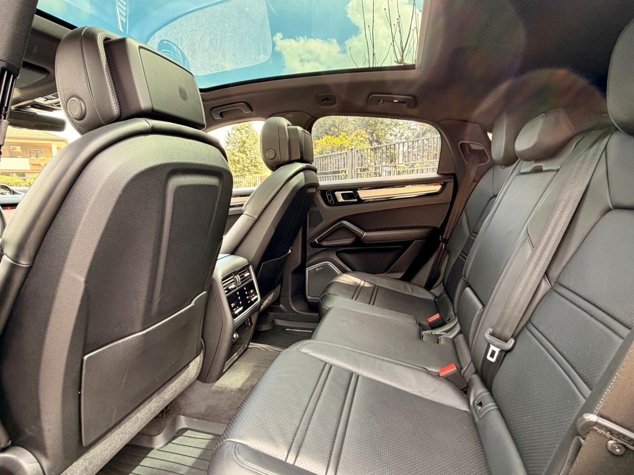 Porsche Cayenne Coupé 3.0 V6 E-Hybrid