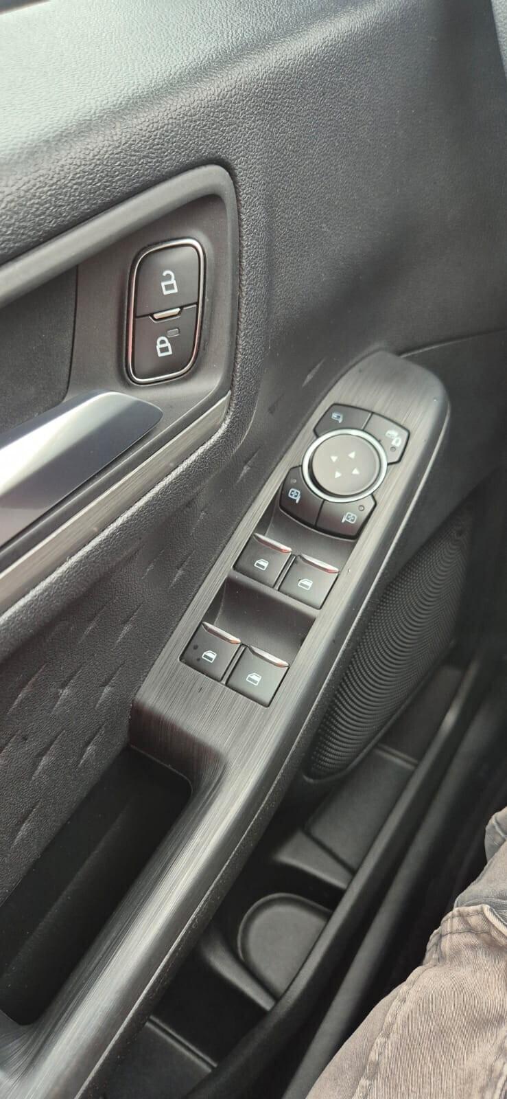 Ford Kuga 1.5EcoBlue 120CV 2WD Tit.-Garanzia 2anni