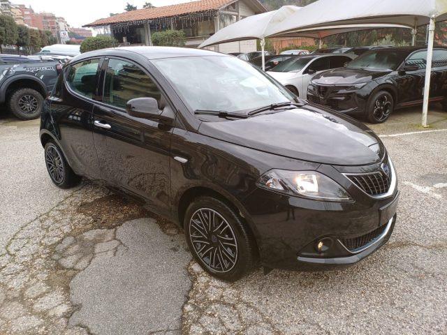 LANCIA Ypsilon 1000 HYBRID GOLD 70CV 5 POSTI CARPLAY CAM ITALIA