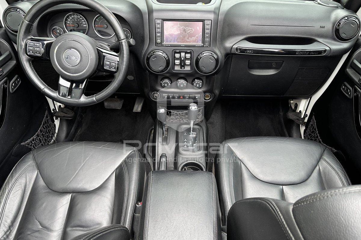 JEEP Wrangler Unlimited 2.8 CRD DPF Sahara Auto