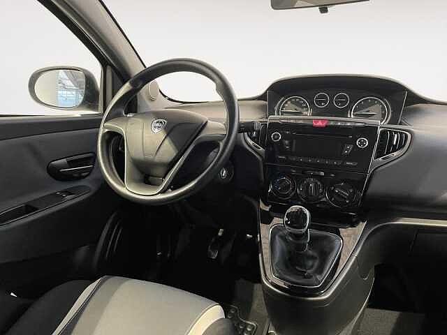 Lancia Ypsilon 1.2 69CV 5.p GPL Ecochic Elefantino - NEOPATENTATI -