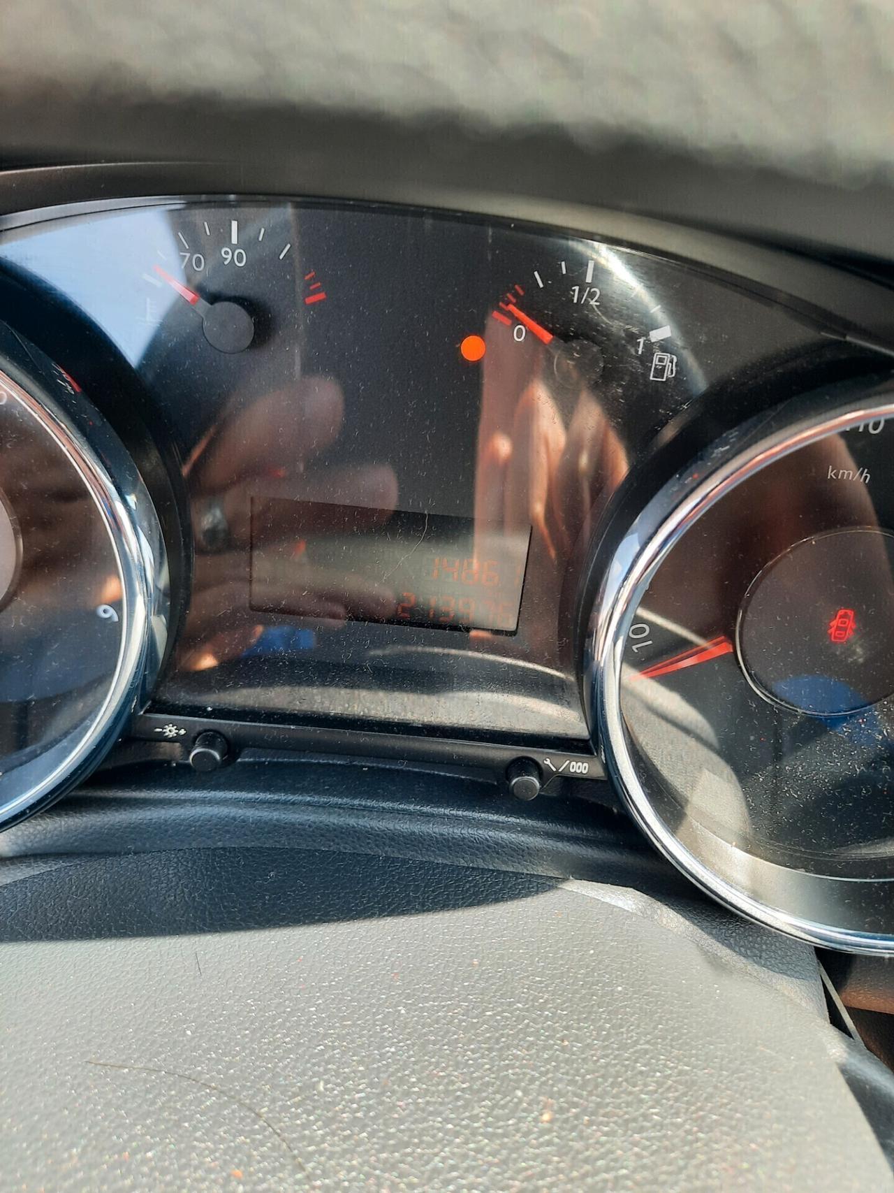 Peugeot 3008 1.6 HDi 110CV 4 TIPI DI GUIDA UNI,PROPRIETARIO