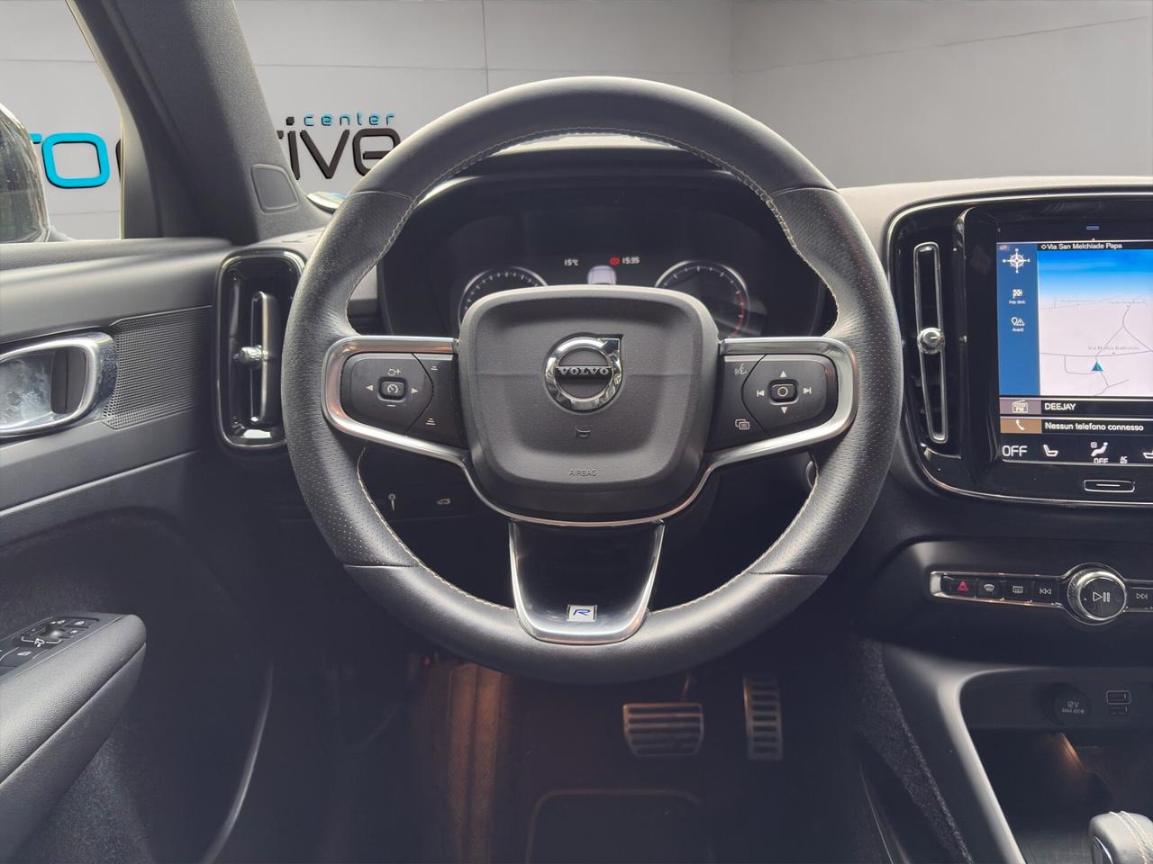 Volvo XC40 T5 AWD Geartronic R-design