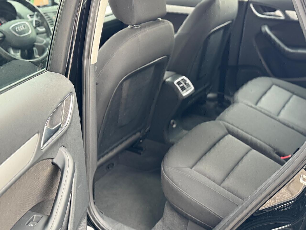 Audi Q3 2.0 TDI S tronic 90.000 Km !