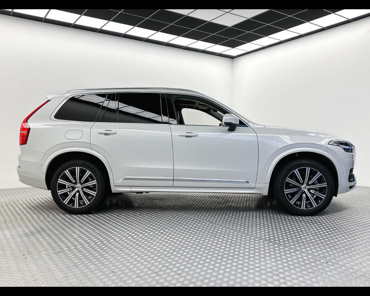 VOLVO XC90 B5 (d) AWD automatico 7 posti Plus Bright