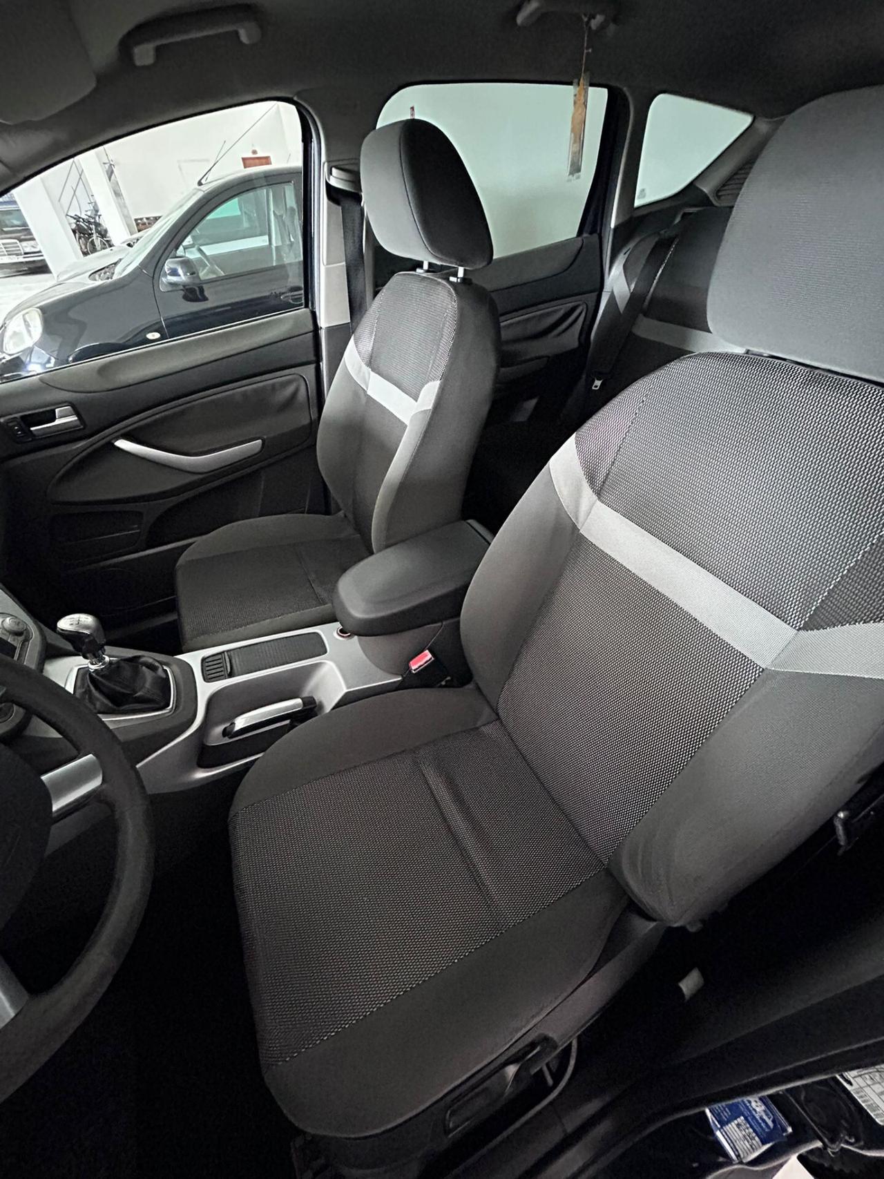 Ford Kuga Kuga+ 2.0 TDCi 140 CV 2WD DPF