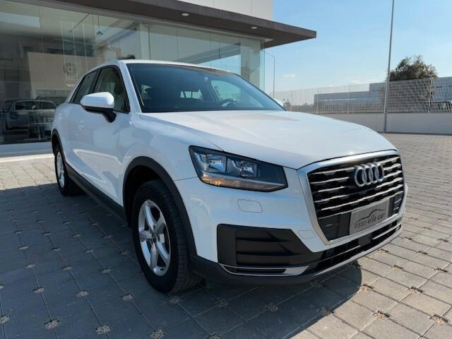 Audi Q2 30 TDI Business Design 2019