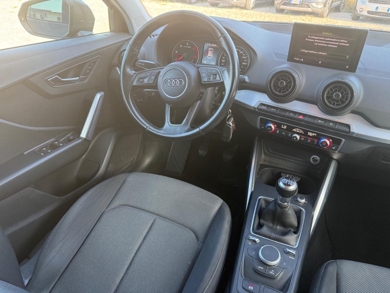 Audi Q2 30 TDI S tronic Identity Black