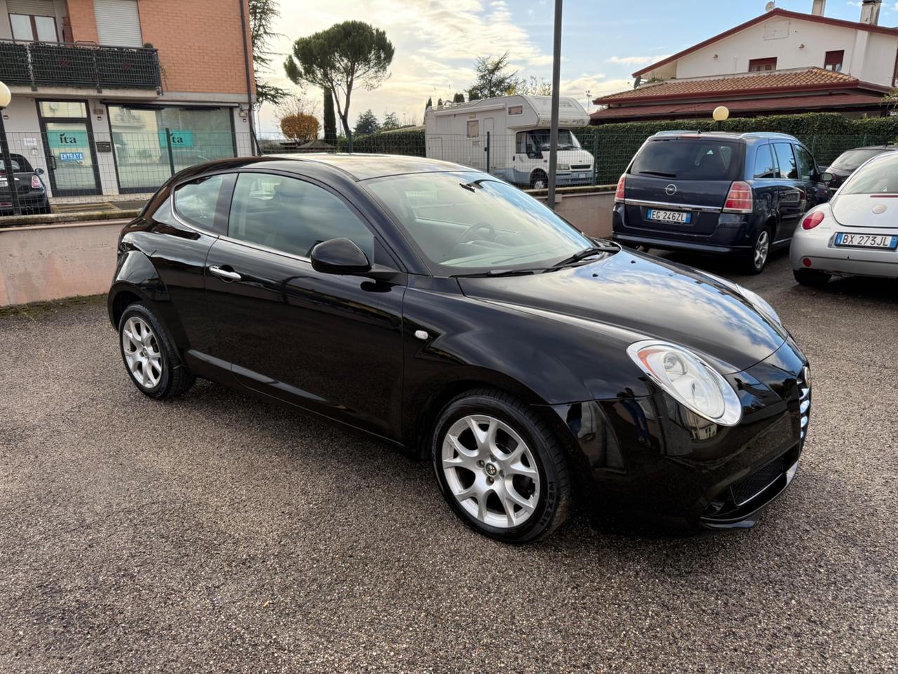 Alfa Romeo MiTo 1.4 Distinctive Sport Pack