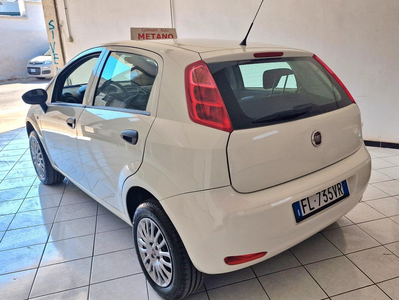 Fiat Punto 1.4 8V 5 porte Natural Power Street