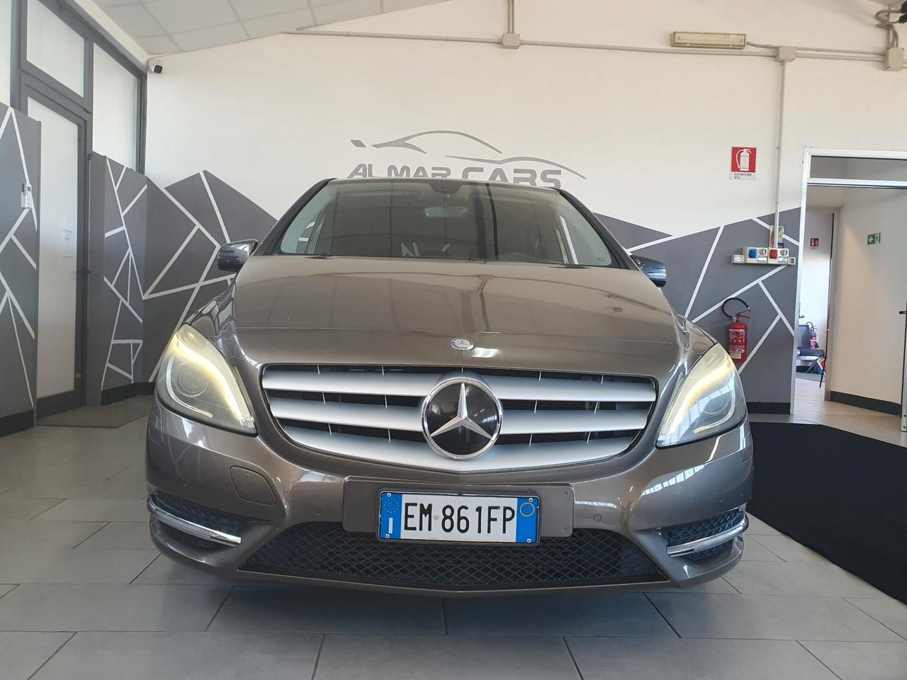 Mercedes-benz B 180 BlueEFFICIENCY Premium