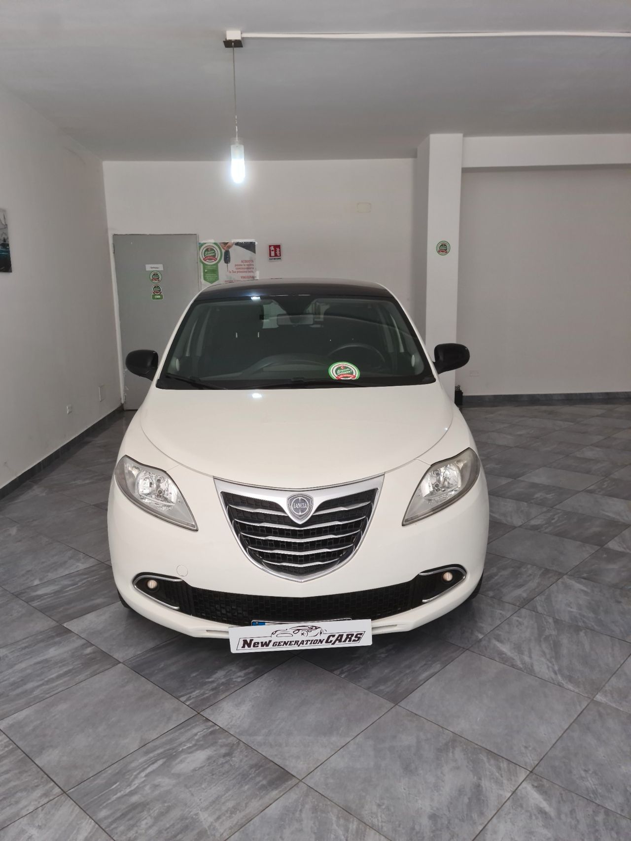 Lancia Ypsilon 1.3 MJT 16V 95 CV 5 porte S&S Gold