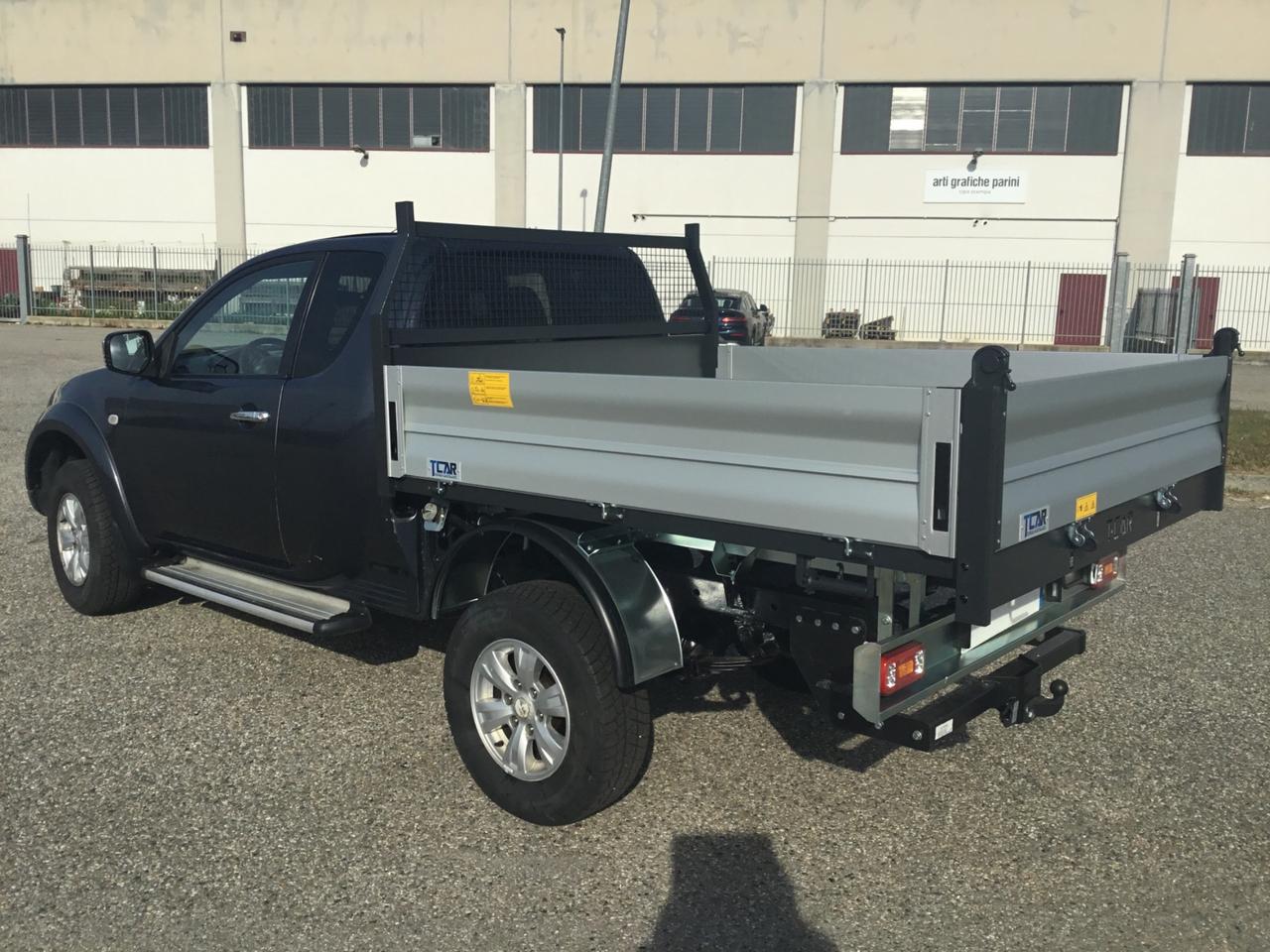 Mitsubishi L200 club cab cassone ribaltabile