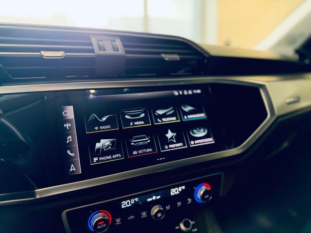 Audi Q3 35 2.0 tdi Business quattro s-tronic