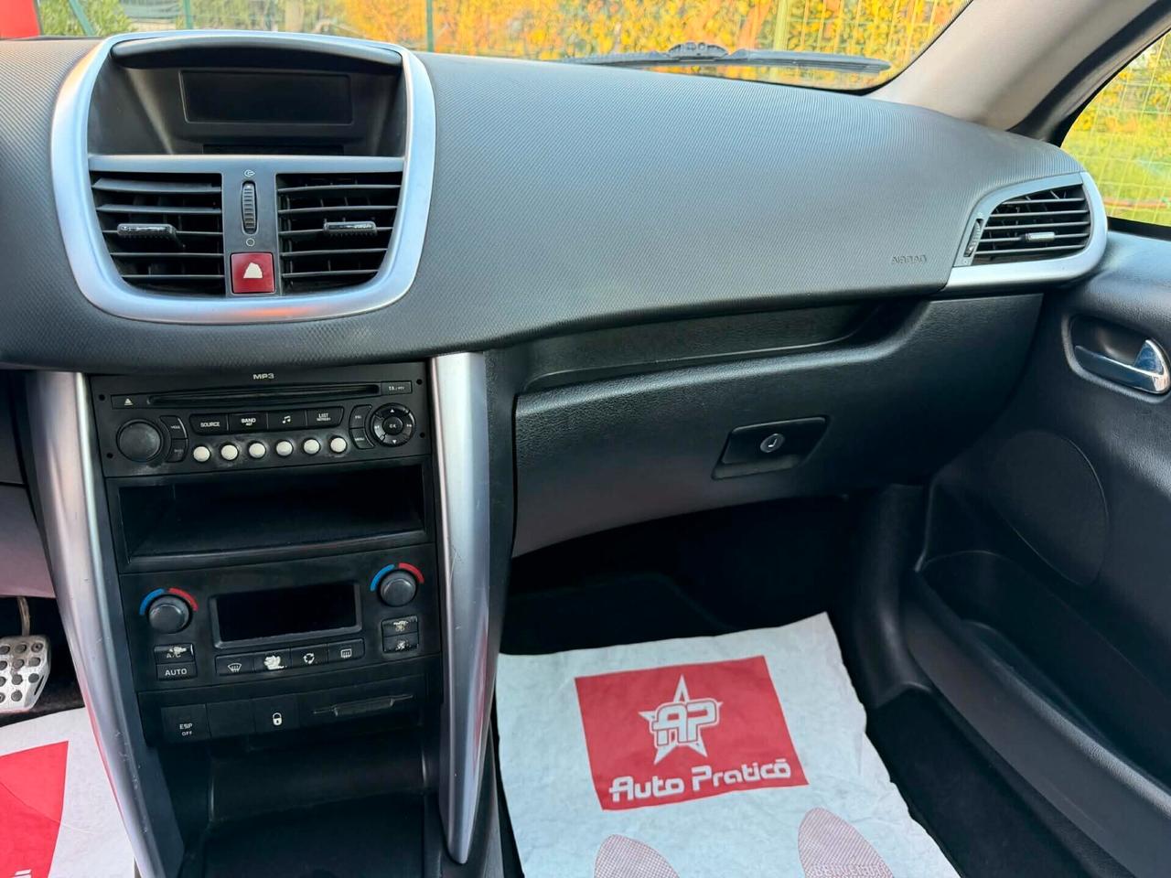 Peugeot 207 1.6 HDi 110CV 3p.CABRIO Féline OK NEOPATENTATI