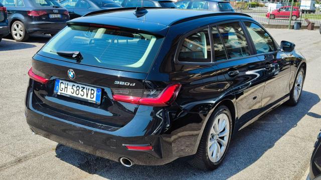 BMW 320 d Touring Business Advantage NAVI-CARPLAY-ANDROID