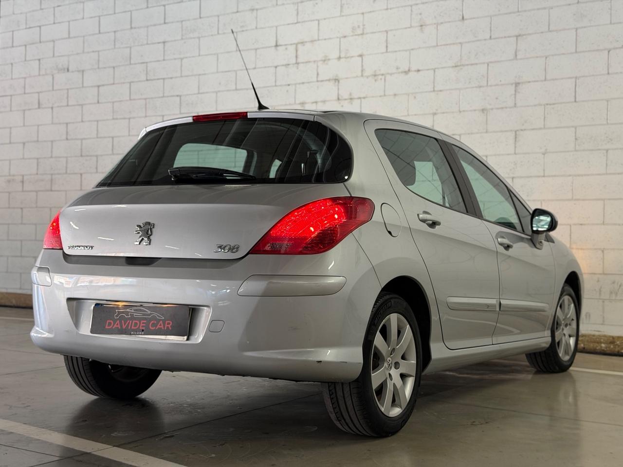 Peugeot 308 1.6 VTi 120CV 5p. Tecno