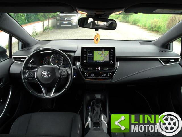 TOYOTA Corolla Touring Sports 2.0 Hybrid Business