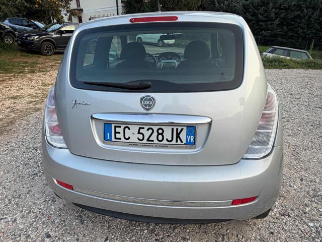 LANCIA Ypsilon 1.2 Versus senza nessun lavoro da fare