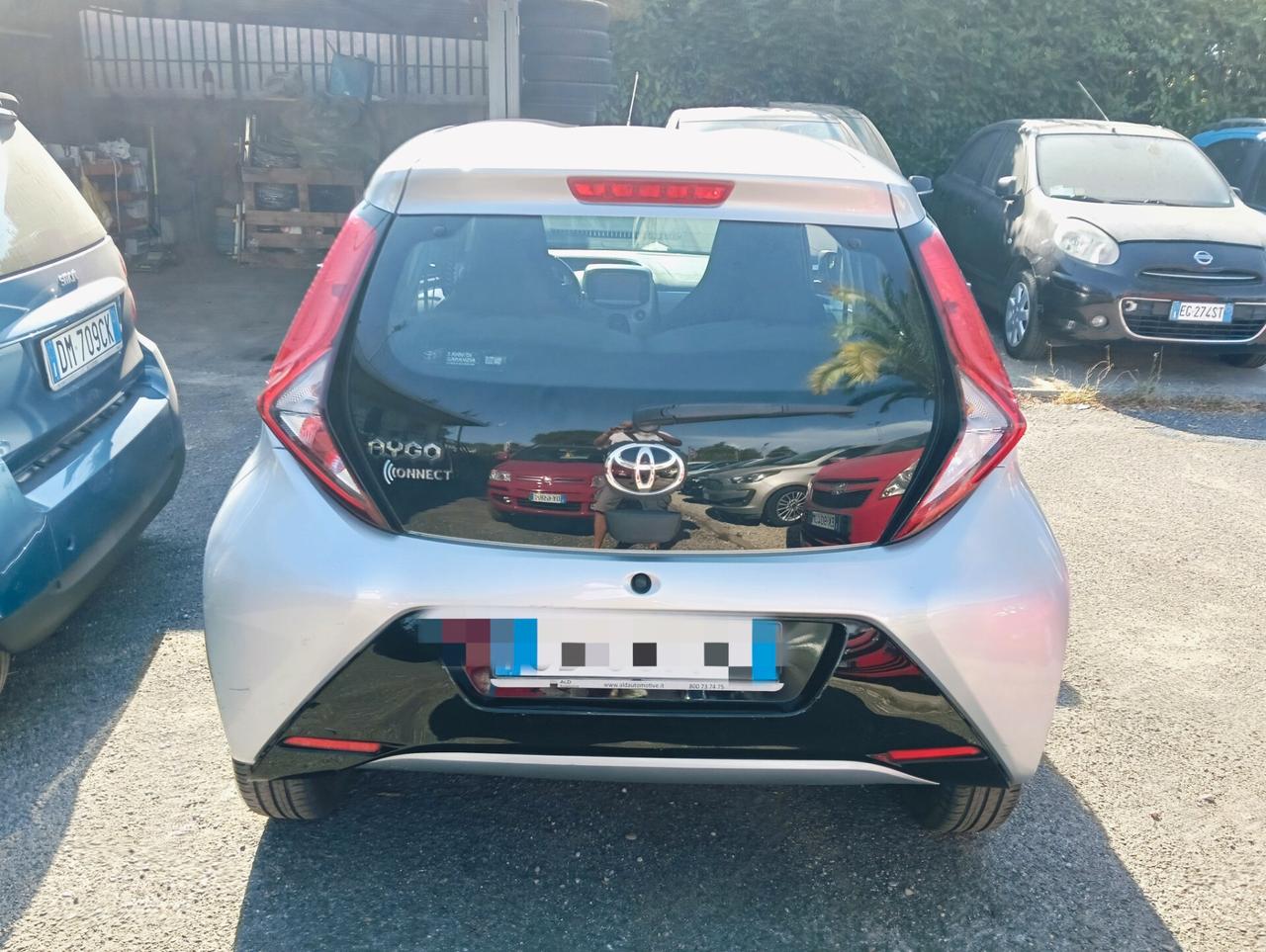 Toyota Aygo Connect 1.0 VVT-i 72 CV 5 porte x-cite MMT