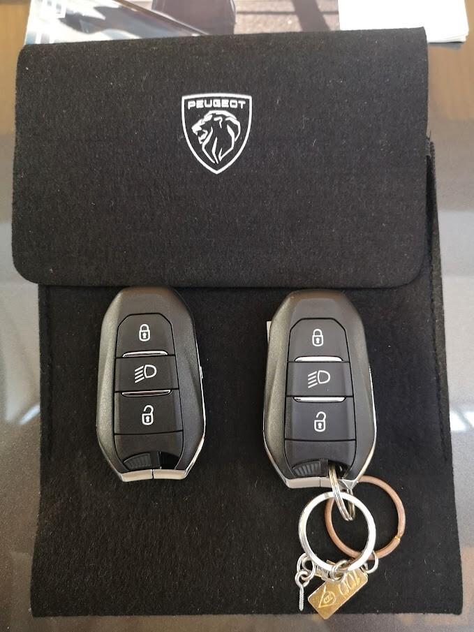 Peugeot 3008 BlueHDi 130 S&S EAT8 Allure Pack KM 50.008 !!!